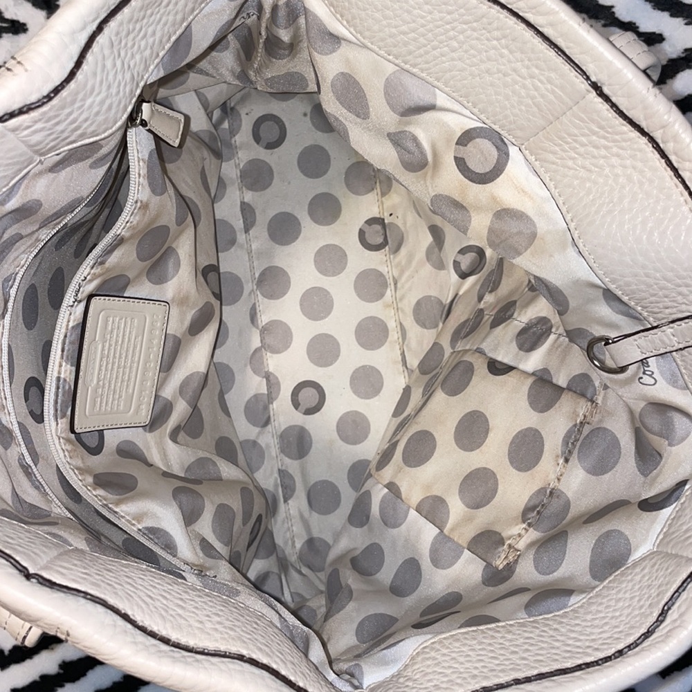 Cream Coach bag - Picture 4 of 8